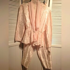 VTG Blanche NWT Long Sleeve Pale Pink Sleep Or Lounge Set Silk/Chiffon Trim SZS